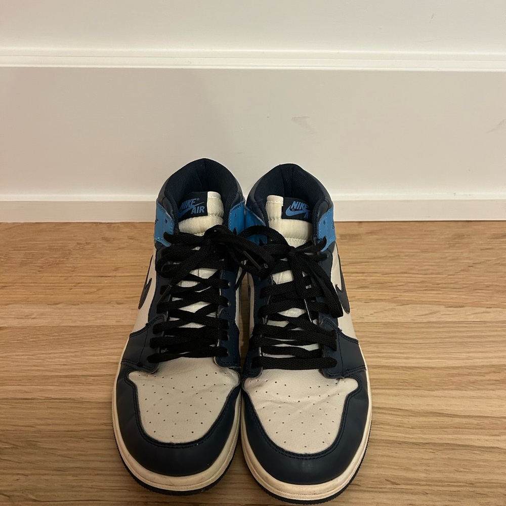 Nike Air Jordan Retro High in Cream and Navy